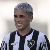 Diego Hernández tem interesse em trocar o Botafogo pelo Peñarol