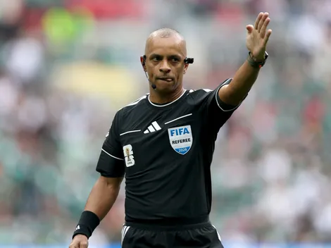 Técnico da África do Sul reclama de Wilton Sampaio