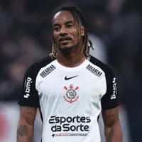 Carrillo recusa camisa verde do México: "Corintianos me matam"