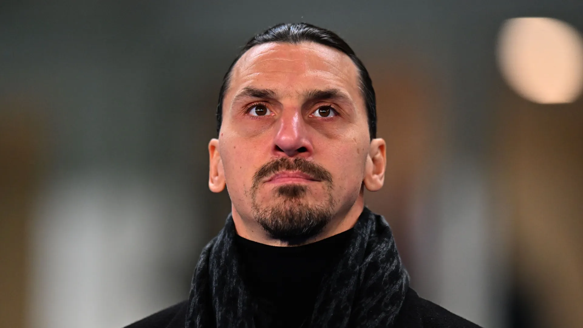 Zlatan Ibrahimovic, do AC Milan, durante a partida da Serie A entre Verona e AC Milan no Estádio Marcantonio Bentegodi, em 20 de dezembro de 2024, em Verona, Itália. (Foto de Alessandro Sabattini/Getty Images)
