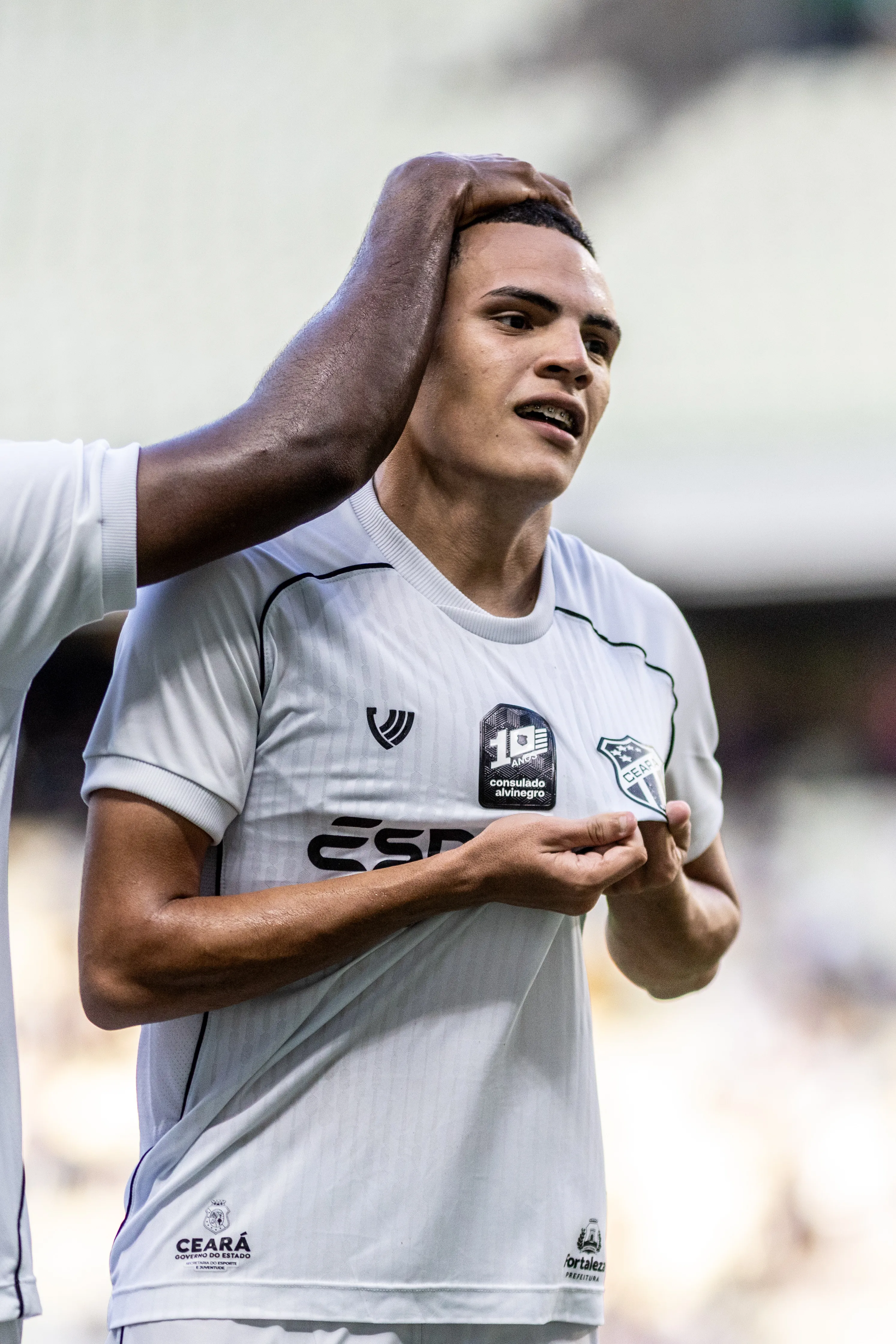 CE – FORTALEZA – 31/05/2026 – BRASILEIRO B 2026, CEARA X OPERARIO –  Melk jogador do Ceara comemora seu gol durante partida contra o Operario no estadio Arena Castelao pelo campeonato Brasileiro B 2026. Foto: Lucas Emanuel/AGIF