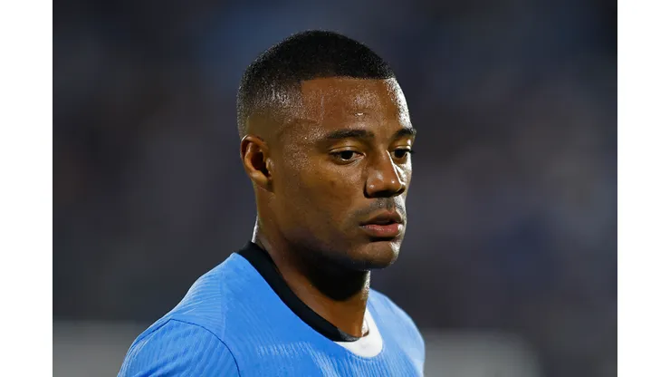 MONTEVIDEO, URUGUAY - MARCH 21: Nicolás de la Cruz of Uruguay looks on during the South of American FIFA World Cup 2026 Qualifier match between Uruguay and Argentina at Centenario Stadium on March 21, 2025 in Montevideo, Uruguay. (Photo by Ernesto Ryan/Getty Images)