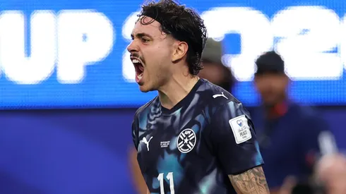 Maurício comemorando gol contra Estados Unidos na Copa do Mundo.