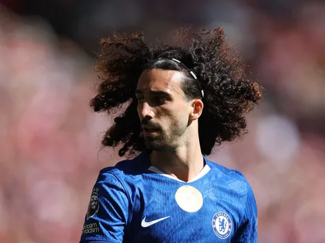 Cucurella leva pijama da esposa para dar sorte na Copa