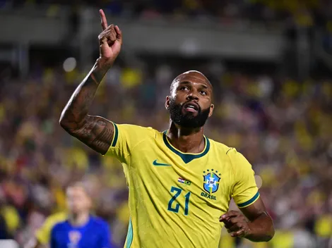 Ancelotti surpreende com ex-Cruzeiro e torcida reage