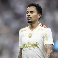 Flamengo revisa elenco e avalia retorno de jogadores