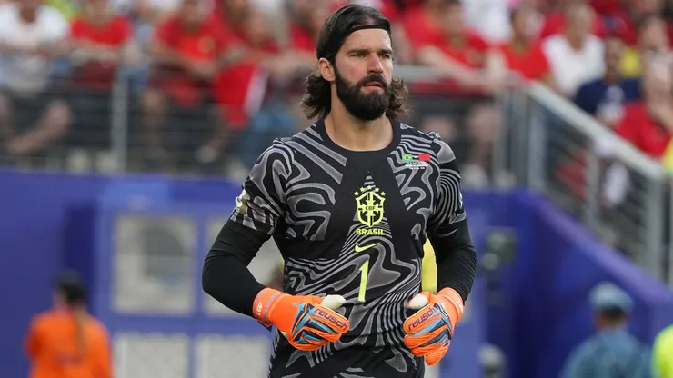 O goleiro Alisson, da Seleção Brasileira, em ação durante a partida contra o Marrocos pela fase de grupos (Grupo C) da Copa do Mundo da FIFA 2026, no MetLife Stadium, em Nova Jersey/Nova York, em 13 de junho de 2026. (Foto: Chai von der Laage/Imago)