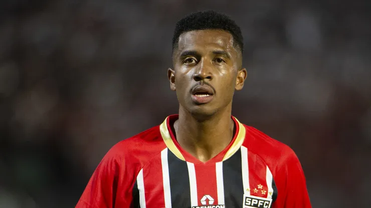 Marcos Antônio jogador do São Paulo durante partida contra o Bragantino no estádio Cícero De Souza Marques pelo campeonato Brasileiro A 2026. Foto: Anderson Romão/AGIF