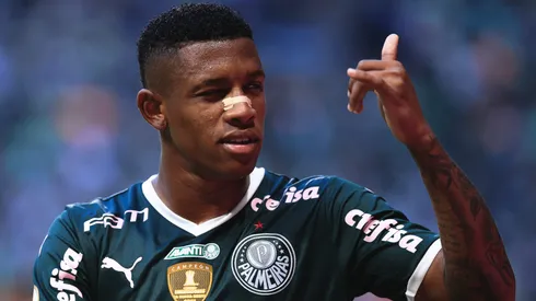 Palmeiras faz homenagem para Danilo e empolga torcida