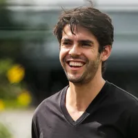 Encontro de Kaká e Speed viraliza nas redes