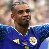 Jogador de Curaçao revela que seu nome é uma homenagem para Juninho Pernambucano