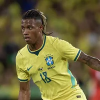 Botafogo 'estranha' post do Palmeiras para Danilo na Copa
