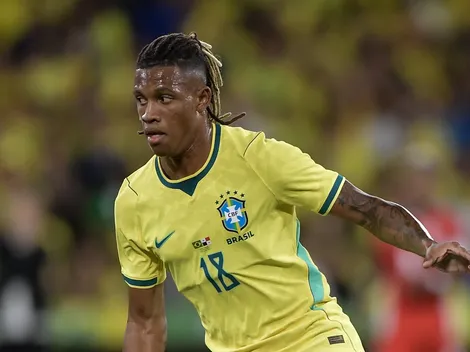Botafogo 'estranha' post do Palmeiras para Danilo na Copa