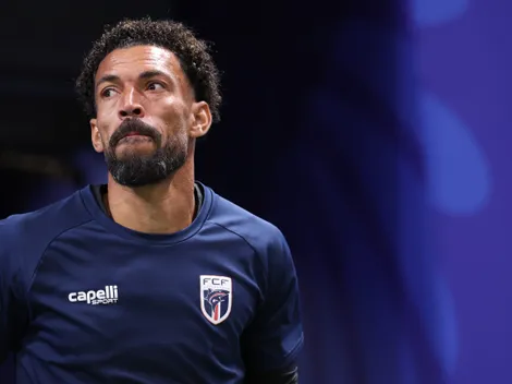 Vozinha admite chance de atuar no futebol brasileiro