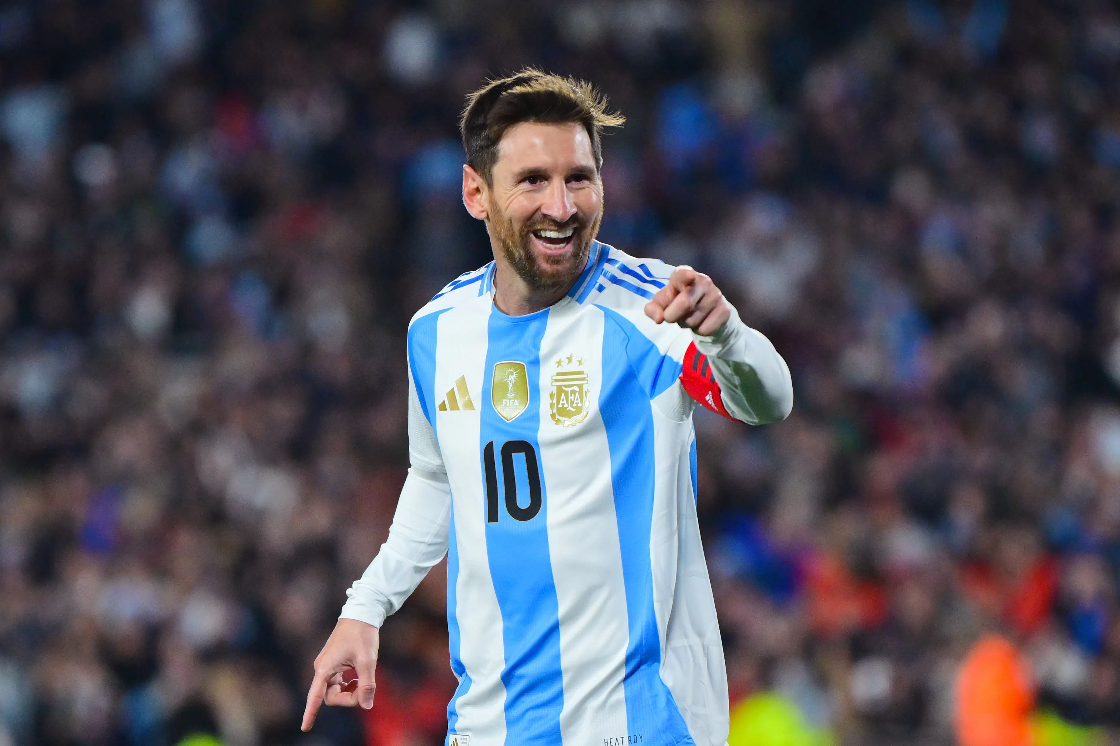 BUENOS AIRES, ARGENTINA – SEPTEMBER 04: Lionel Messi of Argentina celebrates after scoring the team’s third goal during the South American FIFA World Cup 2026 Qualifier match between Argentina and Venezuela at Estadio Más Monumental Antonio Vespucio Liberti on September 04, 2025 in Buenos Aires, Argentina. (Photo by Marcelo Endelli/Getty Images)