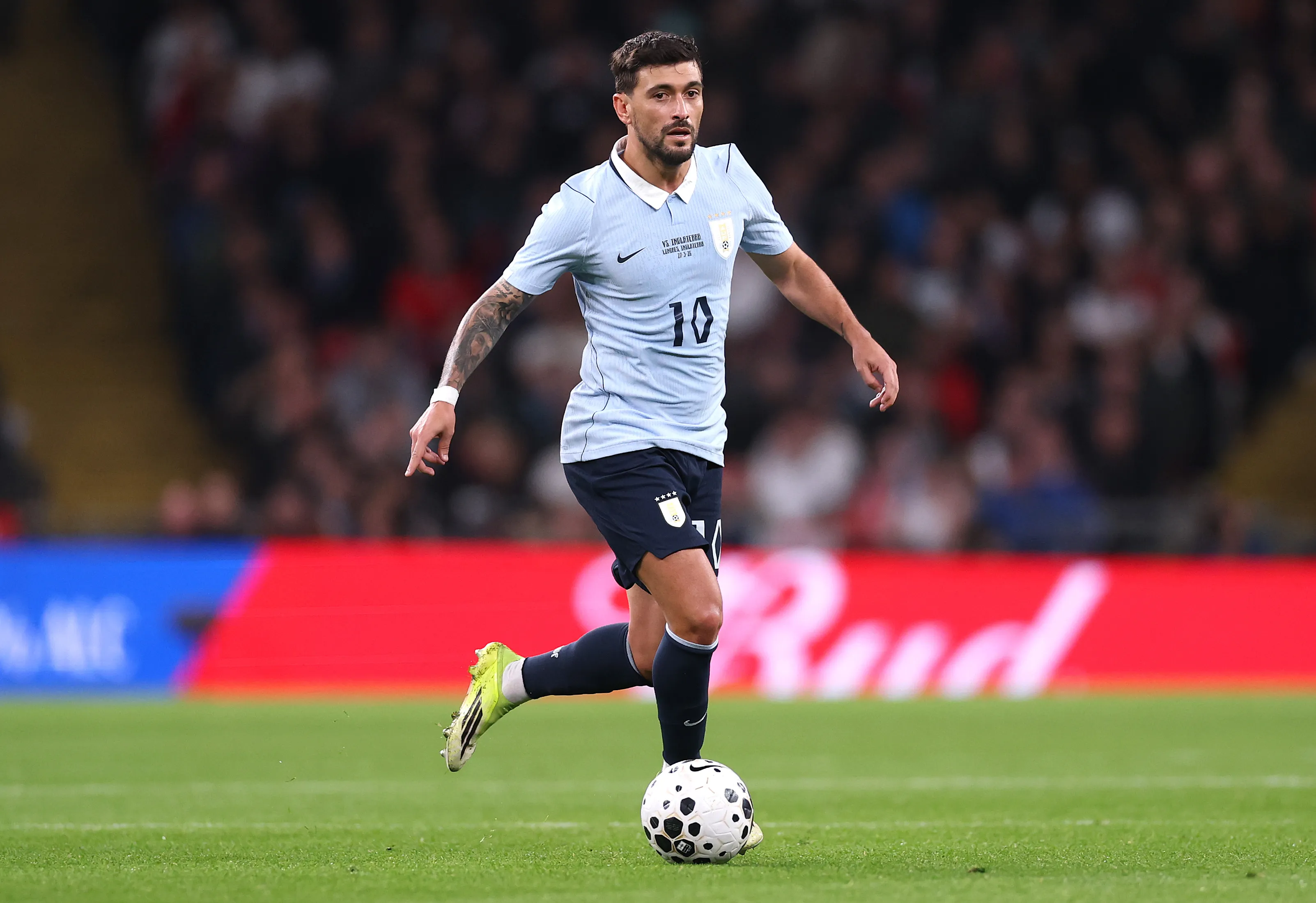 Arrascaeta atuando na Seleção do Uruguai – (Photo by Ryan Pierse/Getty Images)