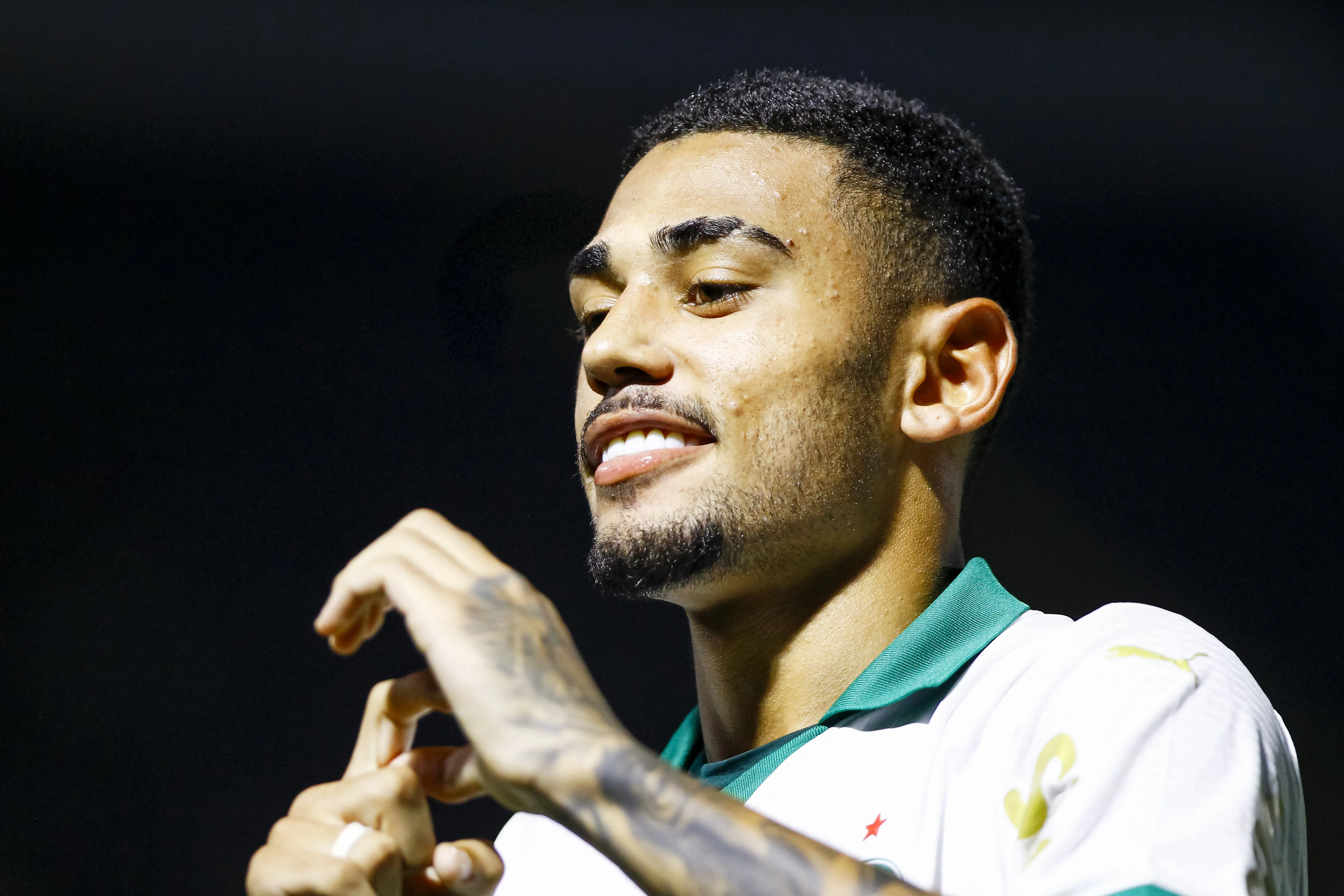 SP – BARUERI – 17/01/2025 – COPA SAO PAULO 2025, OSASCO AUDAX X PALMEIRAS – Riquelme Fillipi jogador do Palmeiras comemora seu gol durante partida contra o Osasco Audax no estadio Arena Barueri pelo campeonato Copa Sao Paulo 2025. Foto: Marco Miatelo/AGIF