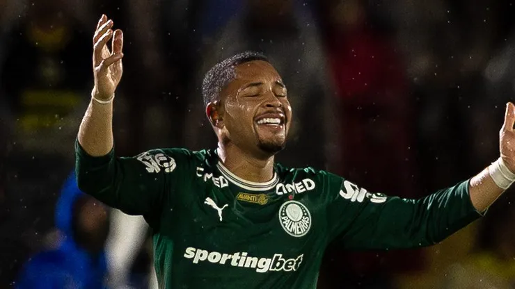 VITOR ROQUE jogador do Palmeiras durante partida contra o Novorizontino no estadio Jorge Ismael de Biasi pelo campeonato Paulista 2026. Foto: Joisel Amaral/AGIF