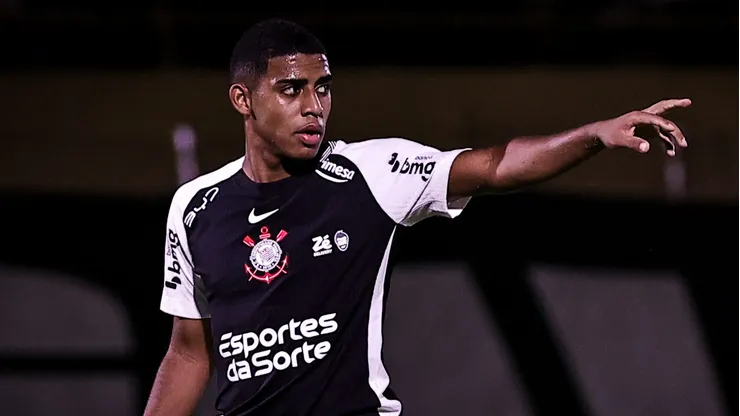 Gui Negão continua no Corinthians.