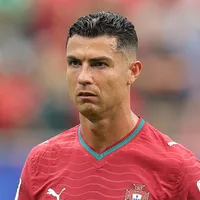 Cristiano Ronaldo viraliza ao cuspir água antes dos jogos