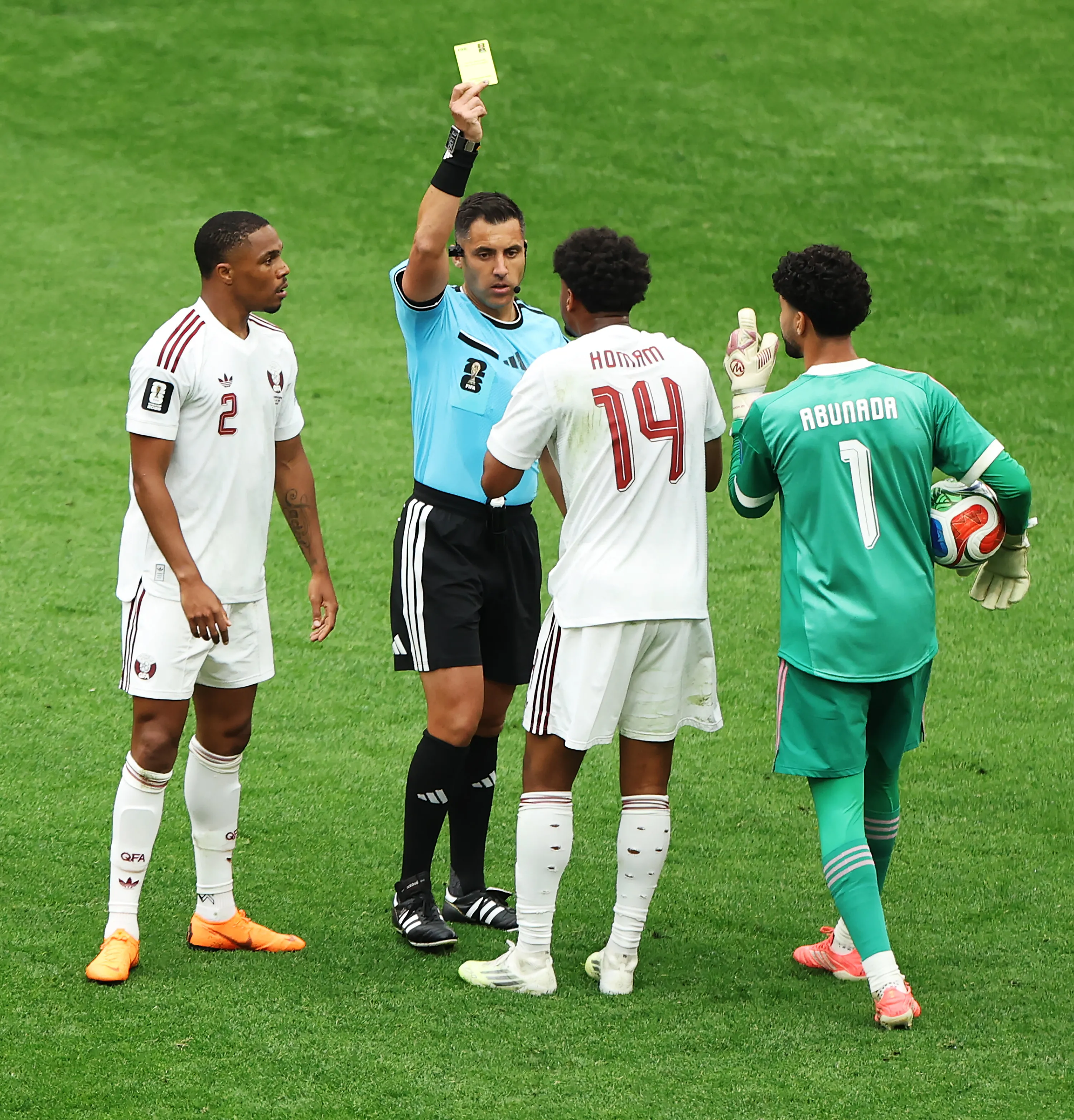 Homam Ahmed se irritou com a expulsão – Foto: Emilee Chinn/Getty Images.