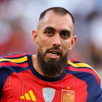 Borja Iglesias foi impedido de entrar no hotel da Espanha