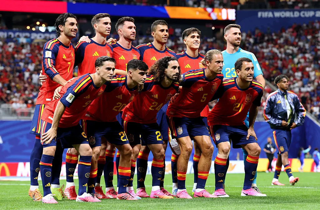 ATLANTA, GEORGIA – JUNE 15: Spain players pose for a team photograph before the FIFA World Cup 2026 Group H match between Spain and Cabo Verde at Atlanta Stadium on June 15, 2026 in Atlanta, Georgia. (Photo by Florencia Tan Jun/Getty Images)