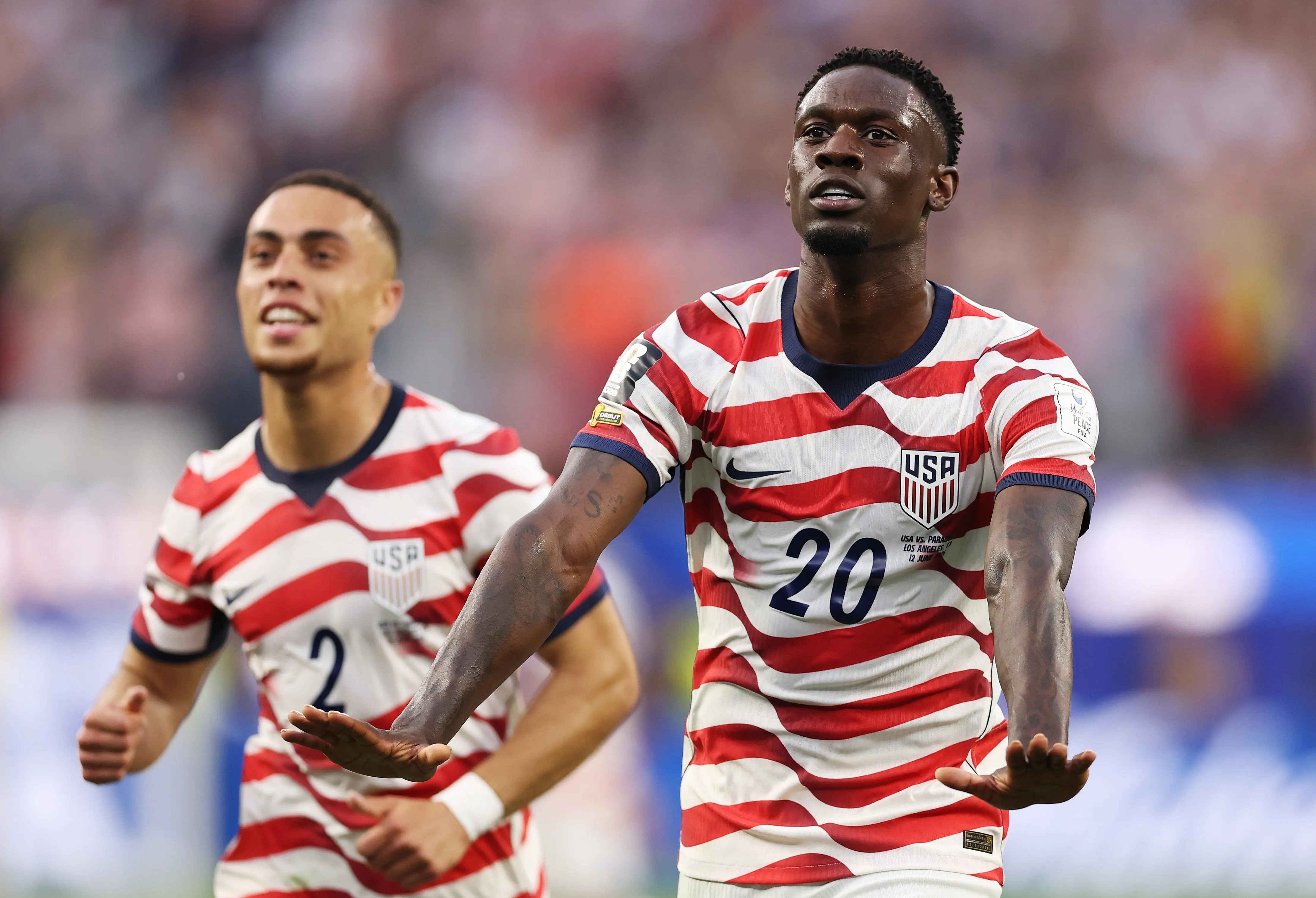 Estados Unidos comemorando gol durante confronto contra Paraguai na Copa do Mundo de 2026. (Photo by Richard Heathcote/Getty Images)