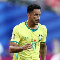 Danilo, do Flamengo, faz jogo seguro contra o Haiti