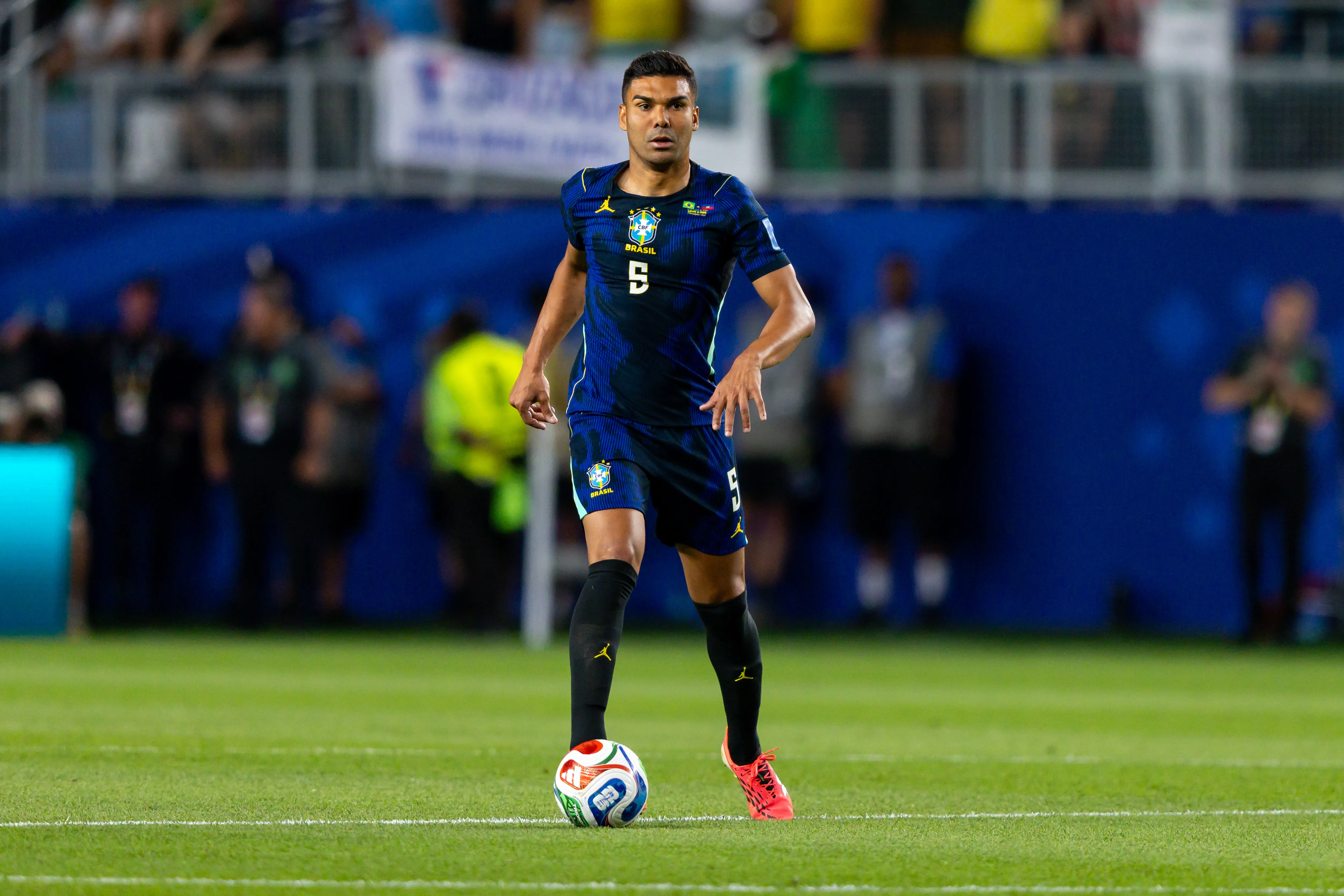 Casemiro durante partida contra o Haiti na Copa do Mundo de 2026. Foto: Rodolfo Buhrer/AGIF