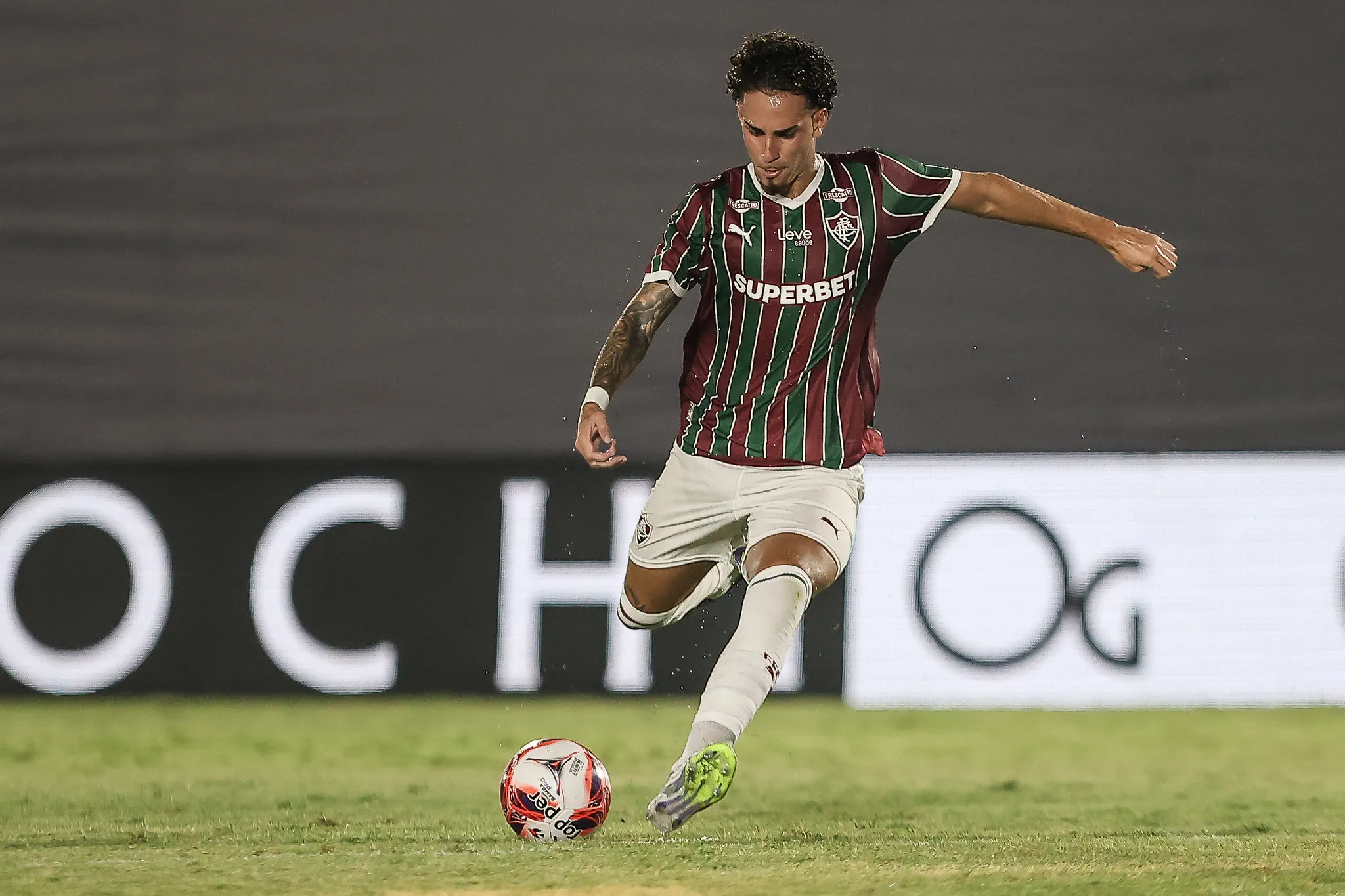 Agner atuando pelo Fluminense - Foto: Lucas Merçon/Fluminense