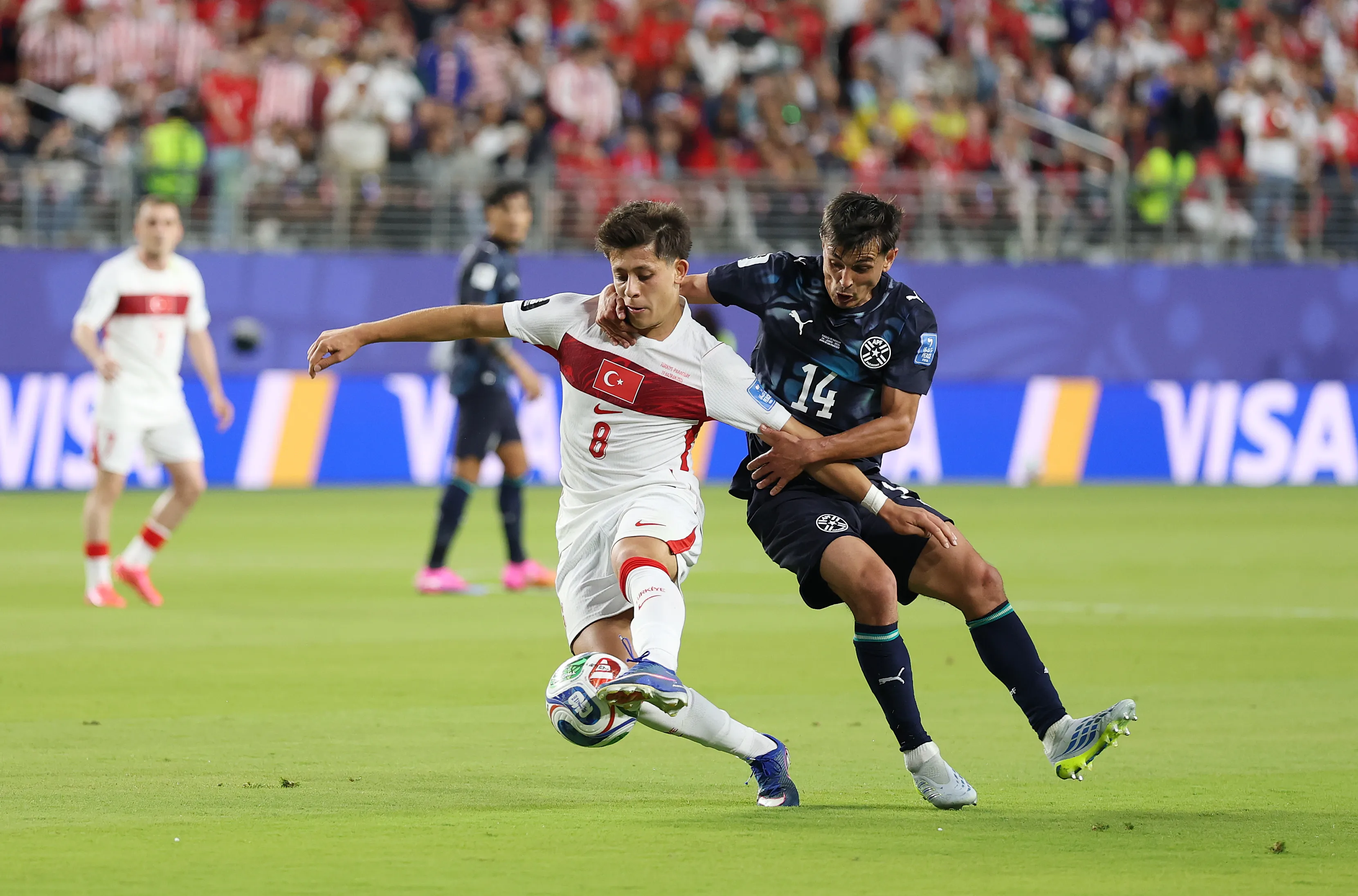 Arda Guler durante confronto contra Paraguai na Copa do Mundo de 2026. (Photo by Richard Heathcote/Getty Images)