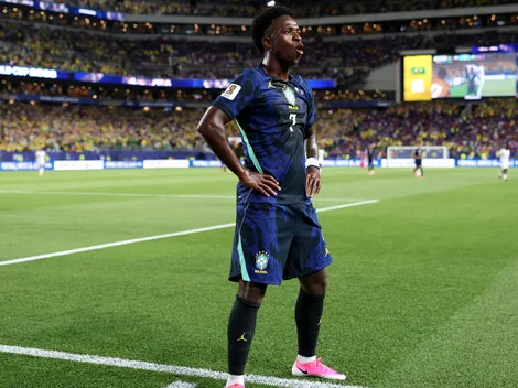 Vini Jr bate marca de Ronaldinho e Romário em Copas