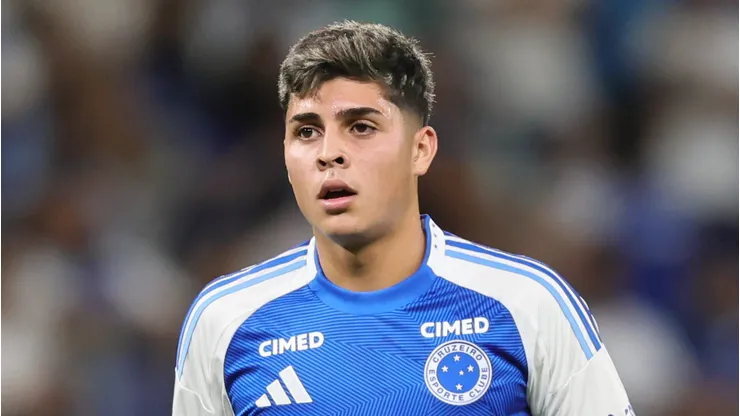 Cauan Baptistella jogador do Cruzeiro durante partida contra o Pouso Alegre no estadio Mineirao pelo campeonato Mineiro 2026. Foto: Gilson Lobo/AGIF
