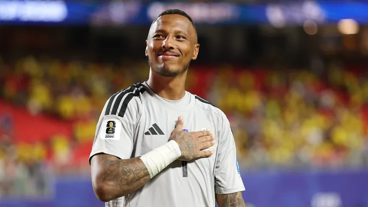 Eloy Room fechou o gol em Equador x Curaçao. Foto: Charlotte Wilson/Getty Images