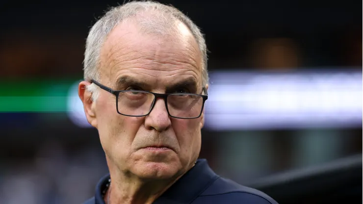 Bielsa durante confronto entre Uruguai e Arábia Saudita na estreia da Copa do Mundo de 2026.