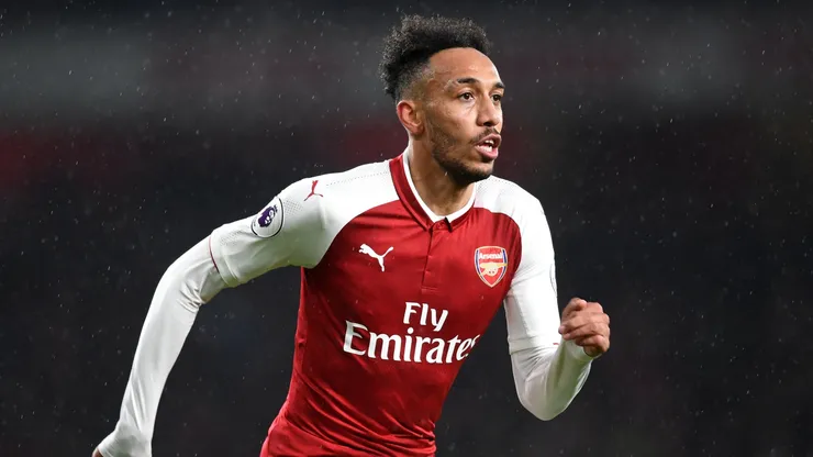 Pierre-Emerick Aubameyang (Arsenal) corre sem a bola durante partida da Premier League contra o Everton no Emirates Stadium. (Foto: Michael Regan/Getty Images)