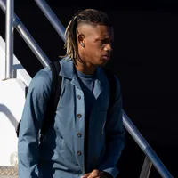 Flamengo lidera disputa por Danilo, mas volante espera Premier League