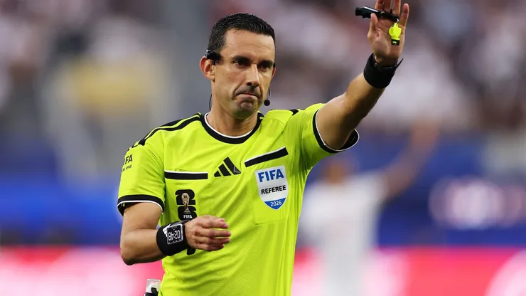 Cesar Ramos, Árbitro de Escócia x Brasil. Foto: Richard Heathcote/Getty Images