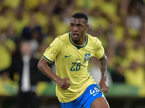 Romário indica Rayan para vaga de Raphinha na Seleção