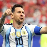 Messi se torna o maior artilheiro da história da Copa