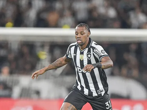 Kaio Pantaleão volta aos treinamentos no Botafogo e retorno será em outubro