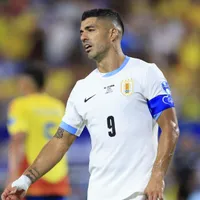 Suárez quebra silêncio e lamenta resultados do Uruguai
