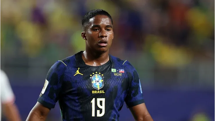 Endrick foi testado como titular no Brasil - Foto: Mullan/Getty Images.
