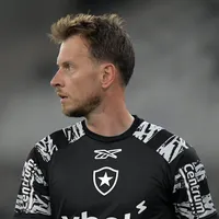 Neto pode deixar o Botafogo após provável ausência em viagem