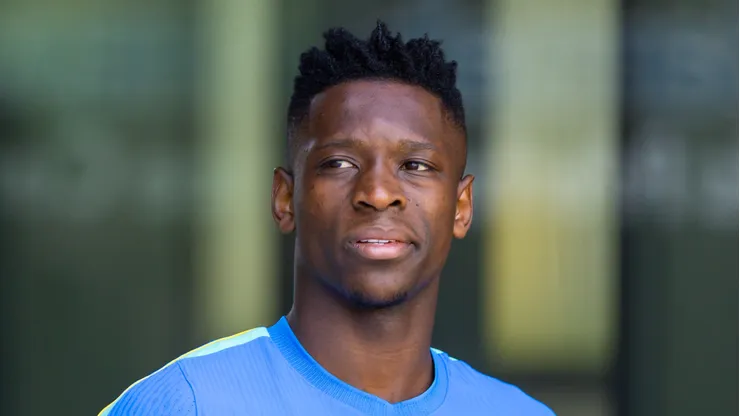 Luiz Henrique pode assumir a vaga de Raphinha na seleção.