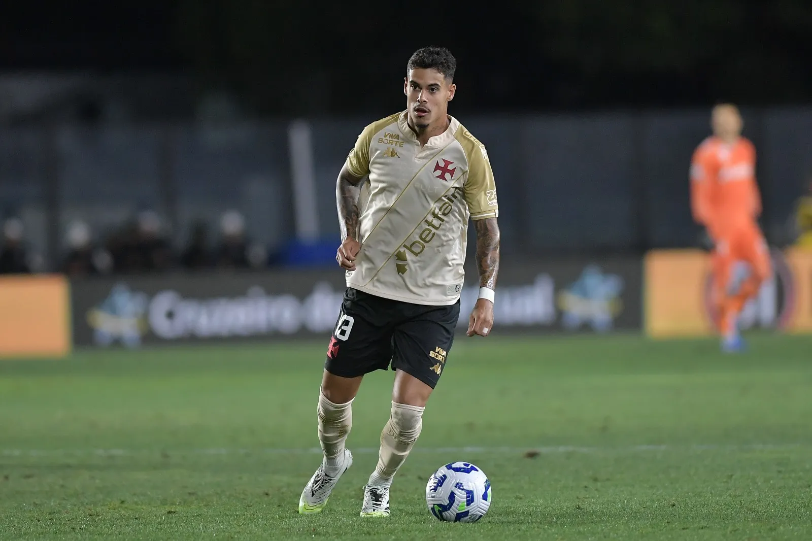 Lucas Freitas atuando no Vasco – Foto: Thiago Ribeiro/AGIF