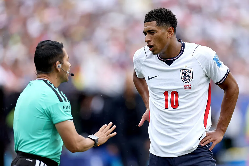 Bellingham evitou cartão vermelho em Inglaterra x Gana. Foto: Buda Mendes/Getty Images