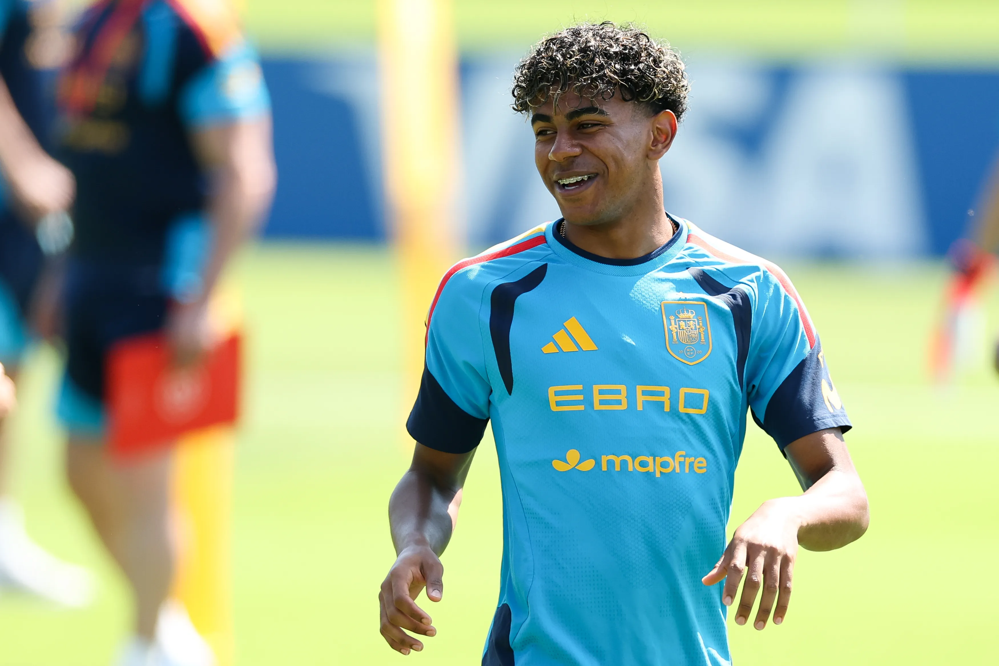 Lamine Yamal em treino da Espanha. Foto: Florencia Tan Jun/Getty Images