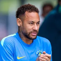 Lateral da Escócia, Robertson elogia Neymar antes do jogo